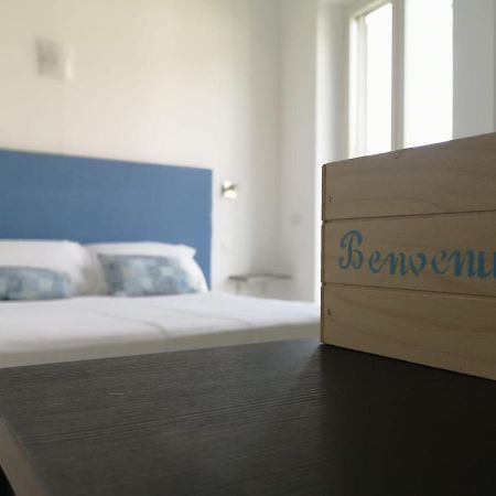 Vittoria Luxury Suite Вико Екуензе Екстериор снимка